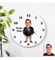 Karikatürlü Erkek Kişiye Özel Duvar Saati