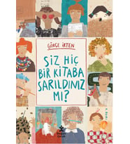 Siz Hiç Bir Kitaba Sarıldınız Mı?