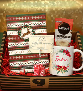 Yılbaşına Kişiye Özel Desenli Defter & İsim Baskılı Kupa & Nescafe Cappuccino  & Not Tutucu Metal Hediye Seti