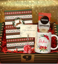 Yılbaşına Kişiye Özel Desenli Defter & İsim Baskılı Kupa & Nescafe Cappuccino  & Not Tutucu Metal Hediye Seti