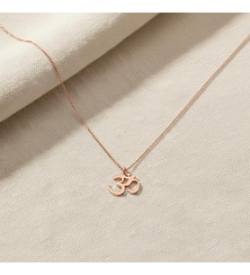 Kişiye Özel 925 Ayar Gümüş Zarif Om Sembol Kolye (Rose)