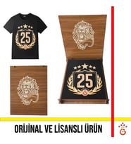 Galatasaray Lisanslı 2025 Şampiyonluk Özel T-Shirt Hediye Aslan Ahşap Kutulu (Siyah)