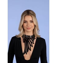 Lazer Kesim Kanat Detaylı Choker, Deri Kolye