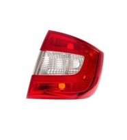 Volkswagen Rapid 2013-2023 Arka Stop Lambası Sağ