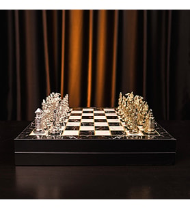 GiftHome Büyük Boy Metal Osmanlı-Bizans Satranç Takımı Parlak ve Mermer Desenli Sandıklı MDF Tahtası(36X36 cm.)