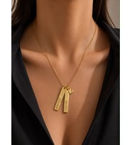 Kişiye Özel 925 Ayar Gümüş Mini Kalp Charmlı Dikey Plaka Çift İsim Kolye (Gold)