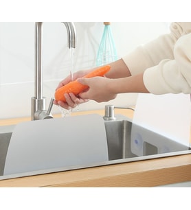 Lavabo ve Ocak Sıçrama Önleyici Vantuzlu Kalkan