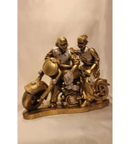 Motorlu İhtiyar Delikanlı Sevgili Çİft (Gold)