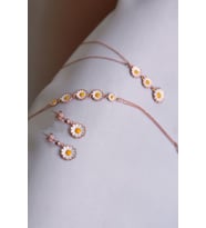925 Ayar Gümüş Rose Kaplama Mineli Papatya Küpe Kolye Bileklik Set