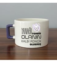 Yanağı Tombik Olanın Baskılı Mor Kulplu C Fincan