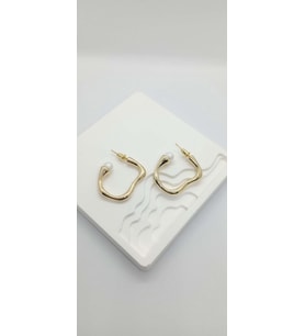 İnci Detaylı Asimetrik Desen Çelik Küpe