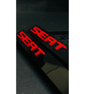 5D Seat Leon Uyumluı Lux Pleksi Takmatik Plakalık