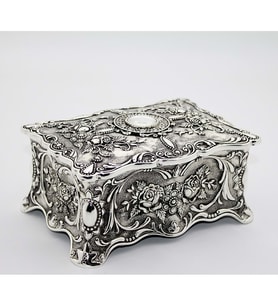 mücevher kutusu metal el işi hand made