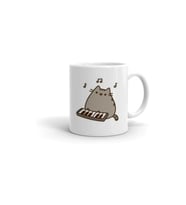 Beyaz Piyanist Pusheen Baskılı Kupa
