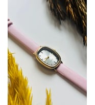 Oval Kasa Pembe Deri Kordonlu Kadın Kol Saati