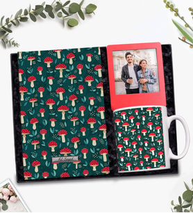 Kişiye Özel Mantar Desenli Defter & Mantar Baskılı Kupa & Kırmızı İnstagram Çerçeve Hediye Seti