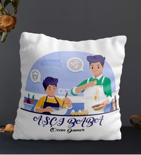 Kişiye Özel Aşçı Baba Temalı Kare Yastık (Beyaz)