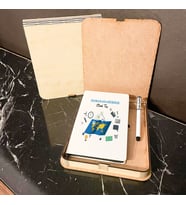 Uluslararası İlişkiler Ahşap Kutulu Defter Kalem Set