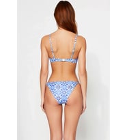 Kadın Bikini Takımı Balconette Kaplı Balenli Fırfırlı Çini Desenli Düşük Bel Slip Regular Şık