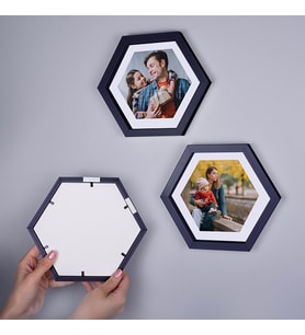 Yapışkanlı Sök Tak Büyük Altıgen Fotoğraf Çerçevesi - 3'lü Paket (Siyah)