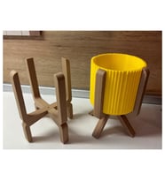 Alvera Ayaklı Çizgili Saksı – 3D Baskı Bej Standlı Dekoratif Saksı - Sarı
