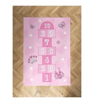 MEKTA HOME BEBEK VE ÇOCUK ODASI Sesekli Kelebek Desenli Halı