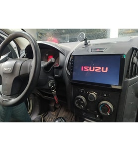 ISUZU DMAX 4GB CARPLAY NAVİGASYON DVD USB BT KAMERA