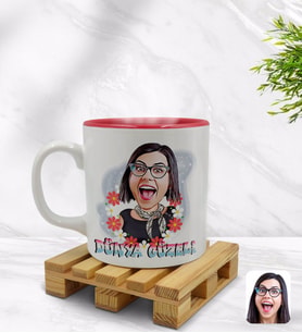 BK Gift Kişiye Özel Dünya Güzeli Karikatürlü İçi Kırmızı Renkli Kupa Bardak Model 1