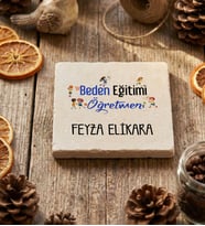 Kişiye Özel Beden Eğitimi Öğretmeni Bardak Altlığı Öğretmenler Günü Hediyesi (Krem)