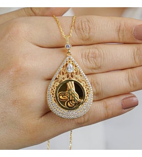 Altın Kaplama 925k Gümüş Zirkon Taşlı Tuğra İşlemeli Kadın Kolye (Gold)