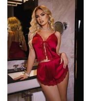 Arias Closet Bordo Dantel İşlemeli İnce Askılı Önden Bağlamalı Saten Şortlu Takım