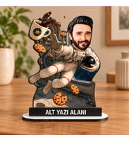 Kişiye Özel Erkek Astronot Karikatürlü 18 cm MDF Masaüstü Biblo - Masaüstü Hediye