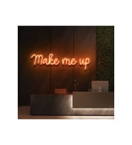Make Me Up Yazılı Neon Tabela