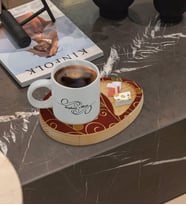 BK Gift Kişiye Özel Retro Motif Tasarımlı Doğal Ahşap Tabaklı Türk Kahvesi Fincanı Sunum Seti Model 1