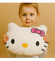 Hello Kitty Peluş Yastık 35 cm – Yumuşacık & Sevimli Hediye (Karışık)