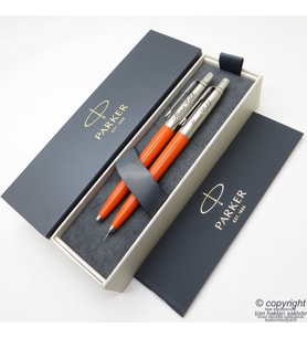 Parker Jotter Original Açık Turuncu Tükenmez Kalem + 0.5 Versatil (uçlu) Kalem Set  İsme Özel Kalem  Hediyelik Kalem