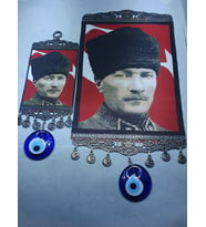 Büyük Ve Küçük Boy Atatürk Resimli Zamaklı Duvar Süsü