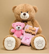 Aşk Dolu Hediye Seti – 120 cm Dev Peluş Ayı, 25 cm Peluş Ayıcık ve Peluş Buket (Kahve-Pudra)