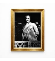 Tablore Atatürk Siyah Beyaz Fotoğraf Tablo Retro Altın Çerçeve Ofis ve Ev Dekoru