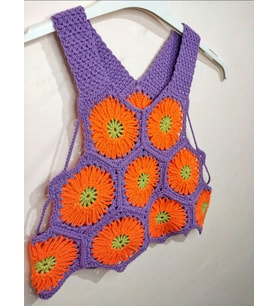 Spor Kesim El Yapımı Çiçekli Crop,  Çapraz Sırt Detaylı Handmade Bluz , Kemzey Handmade Giyim