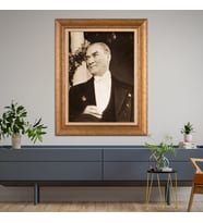 Altın Paspartulu Atatürk  Çerçeveli Tablo C219 (Gold)