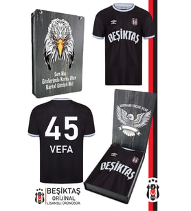 Beşiktaş Orijinal Lisanslı Nostalji Siyah Kişiye Özel BJK Forma Hediyelik Ahşap Kutulu (SIYAH-GRI-SIYAH)