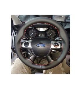 DİKİŞLİ DİREKSİYON KILIFI SİYAH DERİ KIRMIZI DİKİŞLİ FORD FOCUS