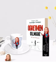 BK Gift Kişiye Özel Kadın Öğretmen Karikatürlü Türk Kahvesi Fincanı Ahşap Kitap Ayracı ve Öğretmen Olmak Kitabı Hediye Seti-3