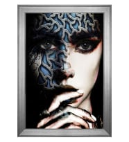 Kadın Motifli Kanvas Tablo 50 x 70 cm Silver Çerçeve