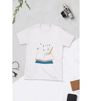 Dünya Okuma Yazma Günü Tasarımlı T-shirt