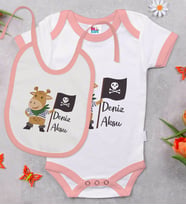 BK Kids Kişiye Özel Sevimli Korsan Tasarımlı Pembe Bebek Body Zıbın ve Mama Önlüğü Hediye Seti-2