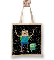 Adventure Time Finn And Bmo Snowfall Celebration Bez Çanta Uzun Saplı