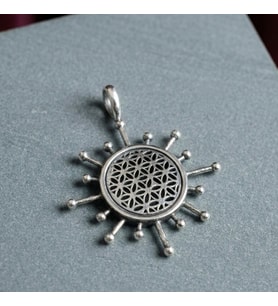 Gümüş Hitit Güneşi Kolye Ucu 925 Ayar Gümüş Antik Güneş Figürlü Unisex Kolye Ucu