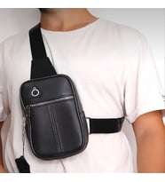 Givenza Erkek Siyah Hakiki Deri Iki Bölmeli Telefon Usb Kulaklık Çıkışlı Çapraz Göğüs Ve Omuz Çantası